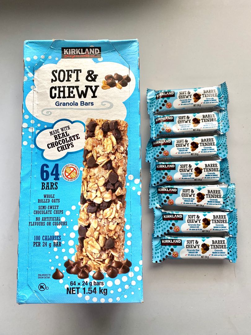 Kirkland Soft & Chewy Granola Bars 24 g, Food & Drinks, Other Food