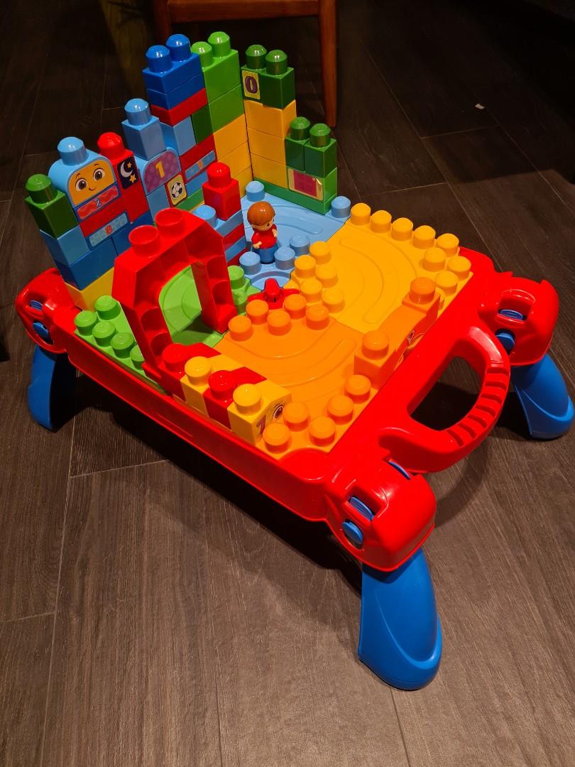 Mega Bloks Build N Learn Table (Toys R us product), Babies & Kids