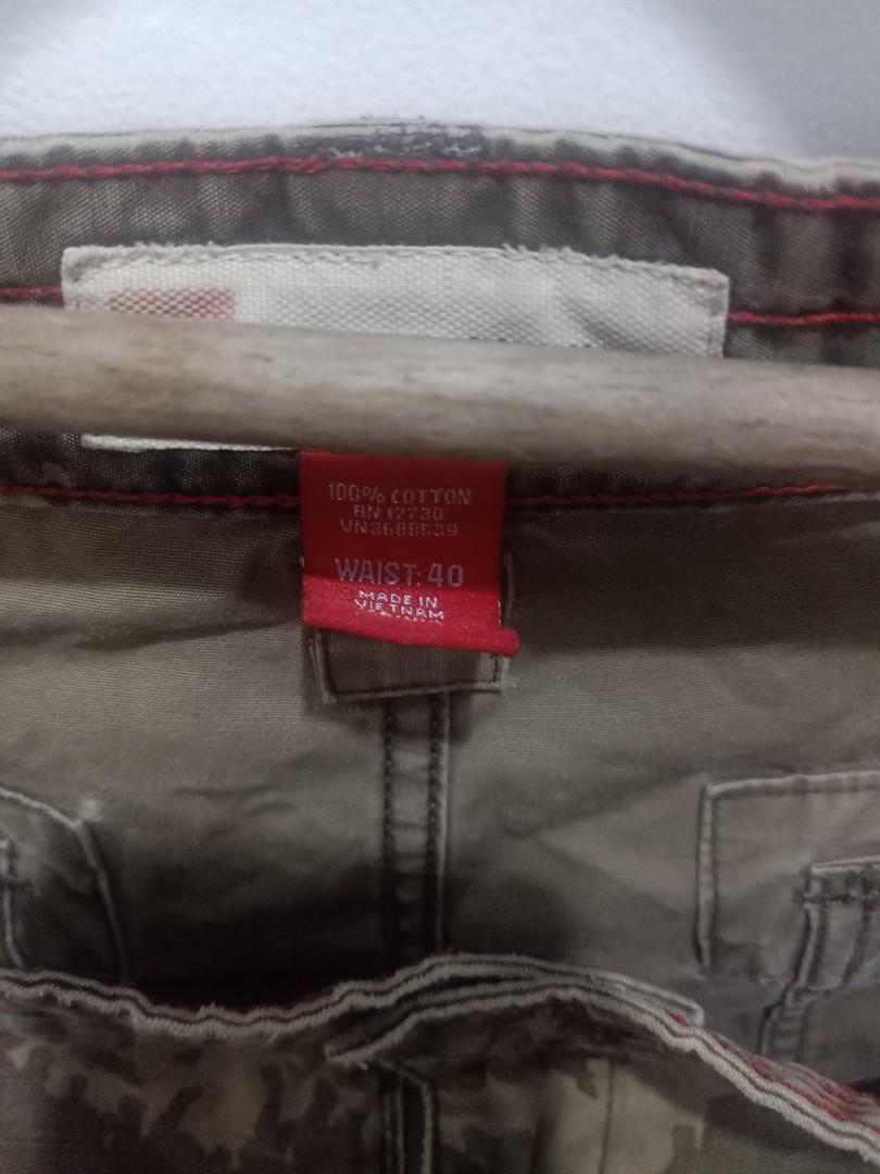 Mossimo camo shorts 40 (Category: Shorts) located in Las Pinas. Submitted by the_recycle_shop (Listing ID 1130581761, Image 2). Description: Original 2nd hand 40 waist 24 lenght.