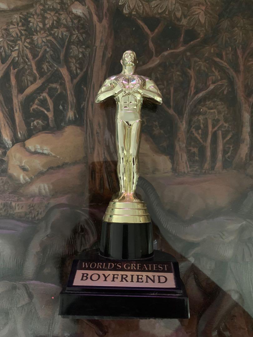 Replica Oscar (World's Best Boyfriend), Hobbies & Toys ...