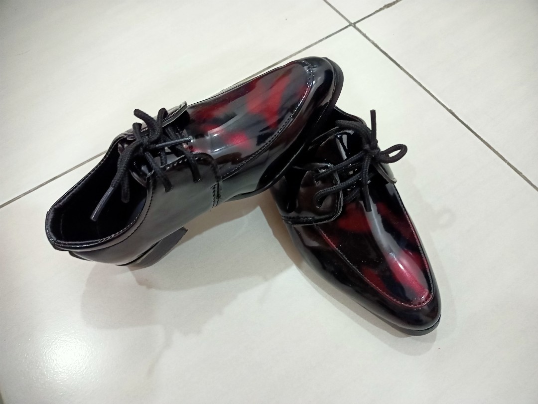 Red boy dress shoes deals