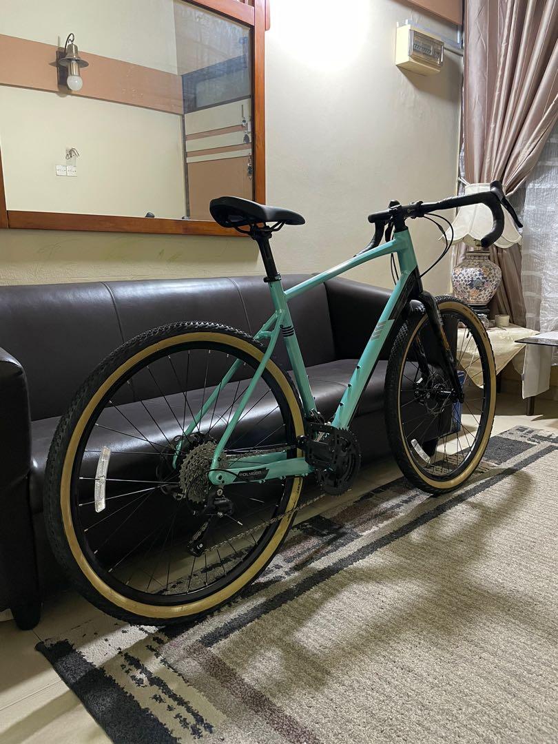 Polygon gravel bike top