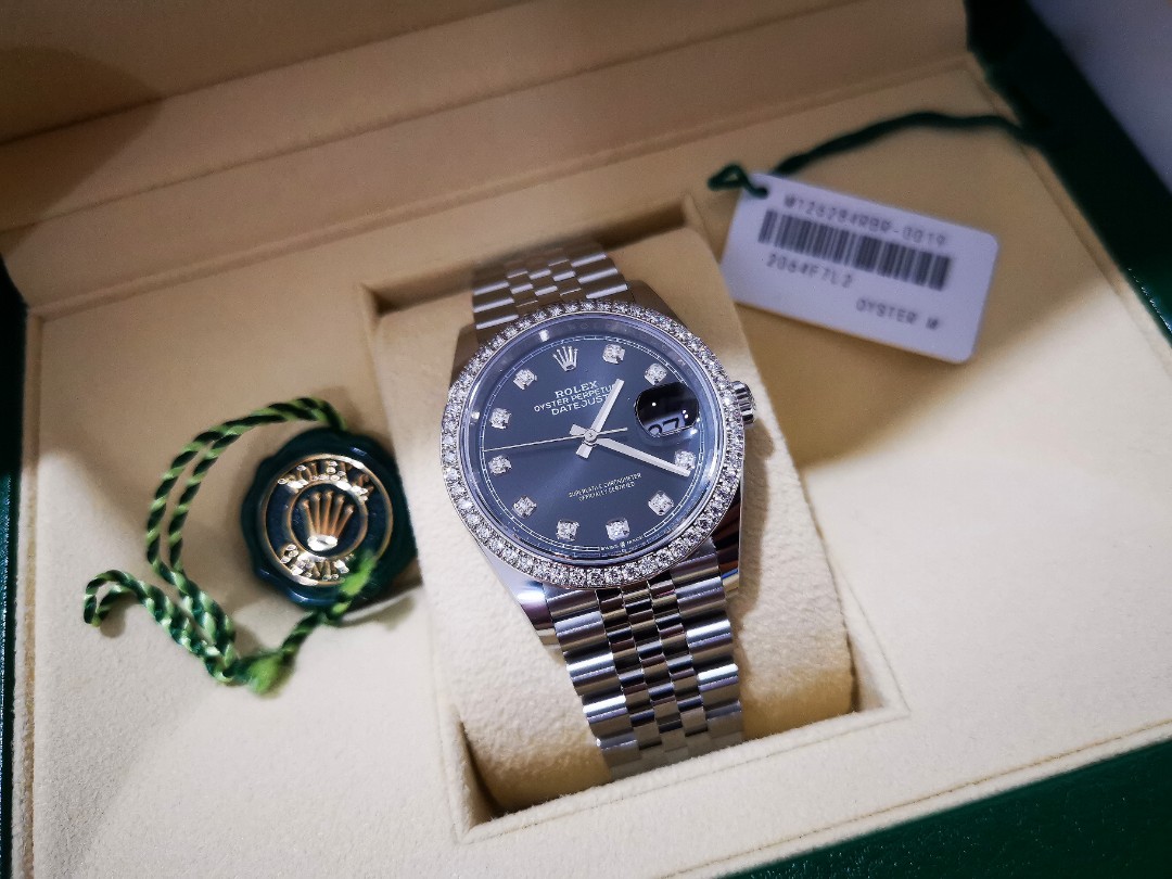 Rolex ref. 126284RBR 36mm Black Dial Jubilee Stainless Steel