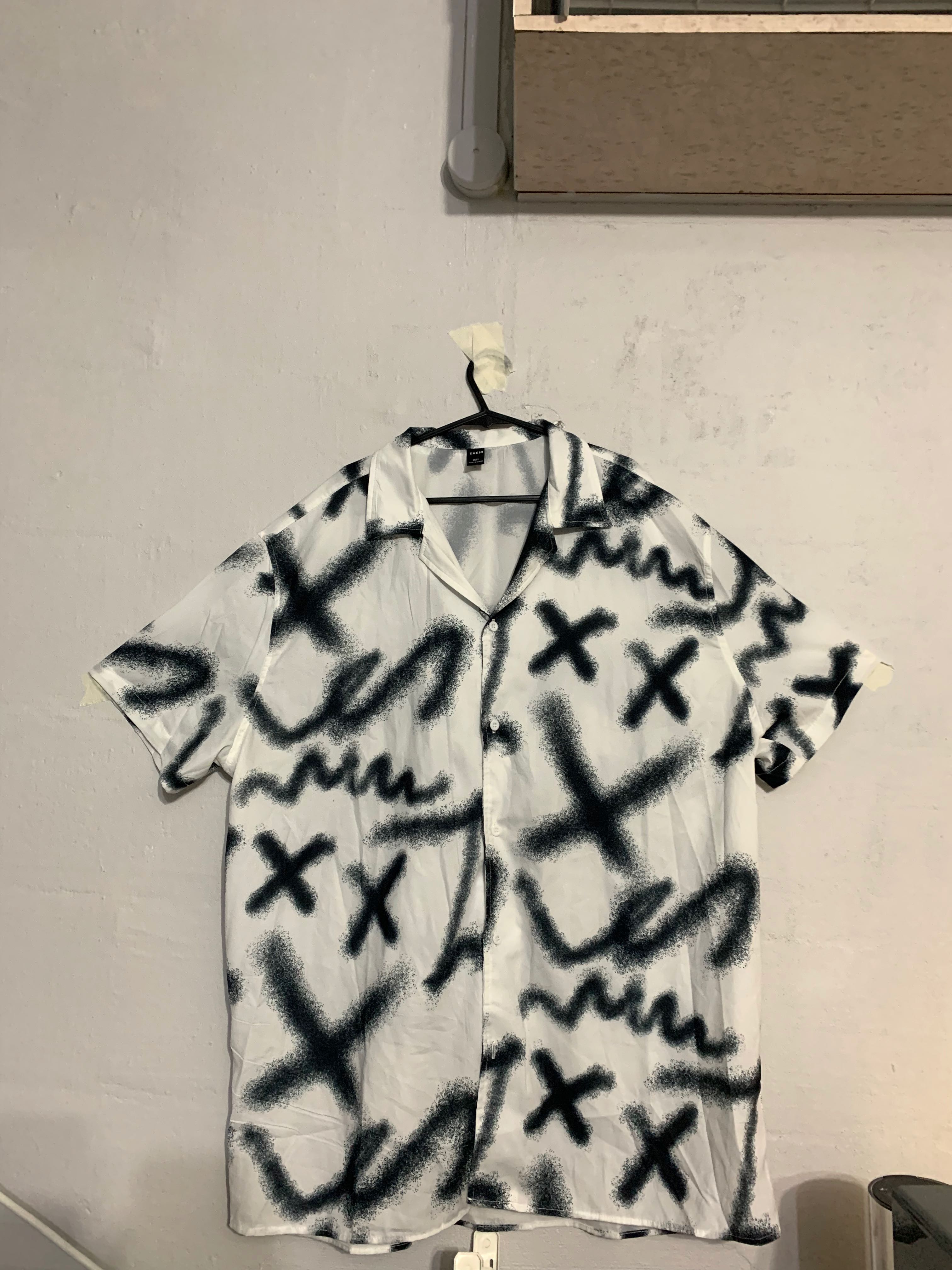SHEIN graffiti shirt in XXL, Men's 