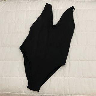 women’s black one piece swimwear / swimsuit