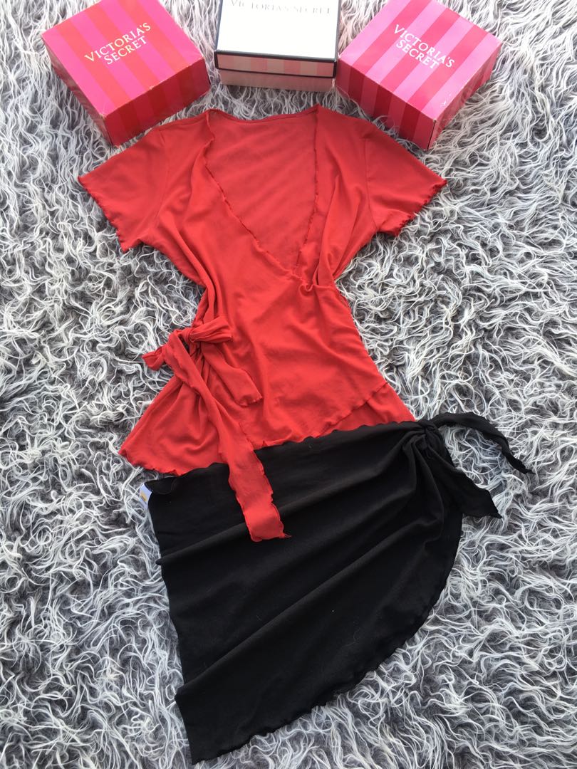 Wrap around beach cover up, Women's Fashion, Undergarments & Loungewear