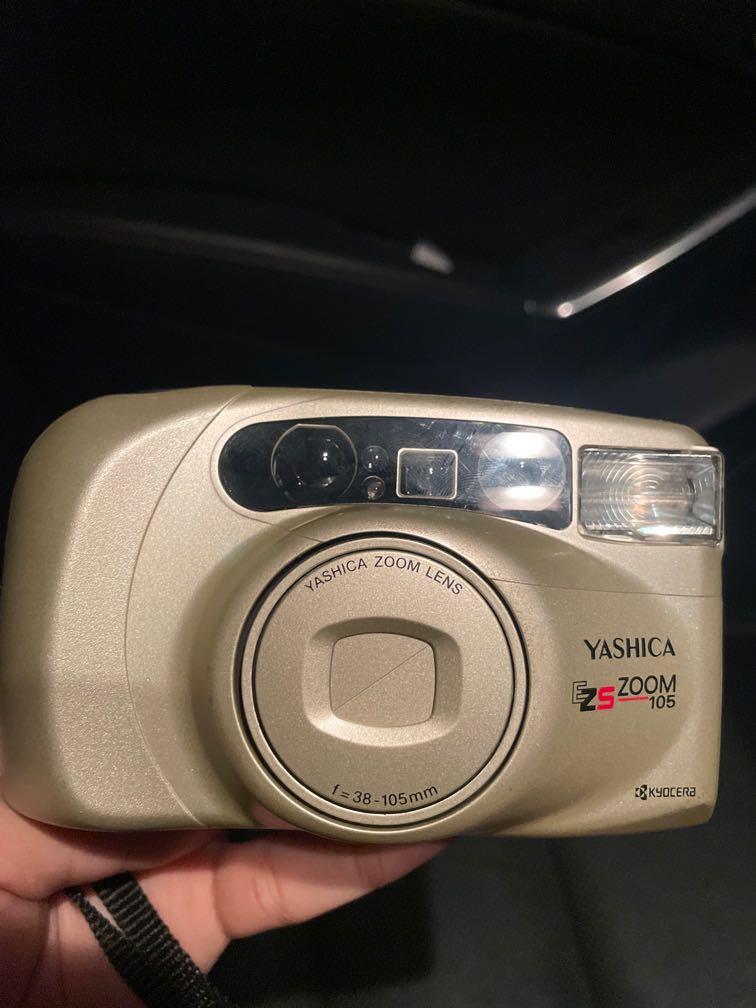 Yashica Ezs Zoom 105, Photography, Cameras On Carousell