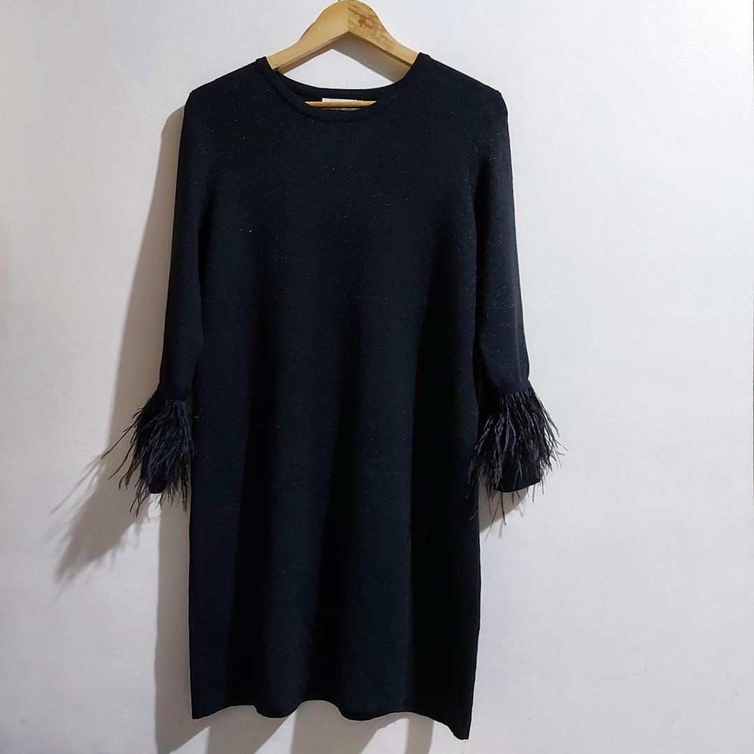 Zara Black Feather Sleeve Dress, Women's Fashion, Dresses & Sets, Dresses  on Carousell