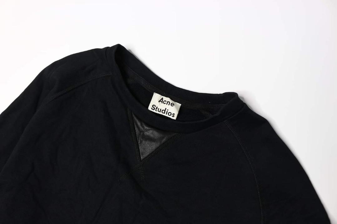 Acne Studios Side Zip Crewneck Sweatshirt (Category: Luxury Apparel) located in Makati City. Submitted by _collectorschoice_ (Listing ID 1066758313, Image 3). Description: Acne Studios Side Zip Crewneck Sweatshirt ° Authentic ° Patch logo ° Soft leather on neck part ° Side zip ° Cotton ° Size: Large on tag ° Width: 21 inches ° Lengt: 27 inches ° Riri zip ° Used once ° MOP: BPI or Unionbank ° Plus shipping fee ° Courier: JRS only (home pick up MWF