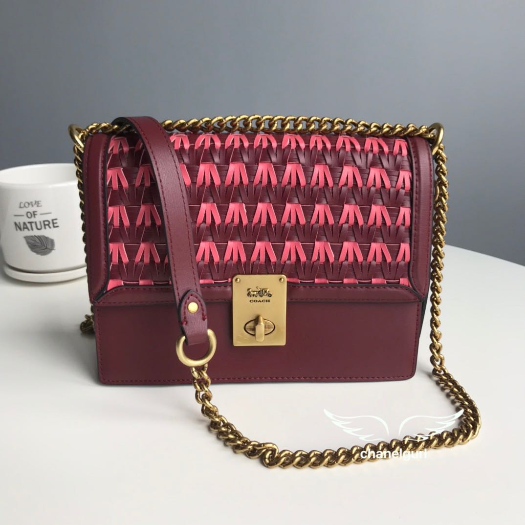 Coach hutton outlet shoulder bag women's