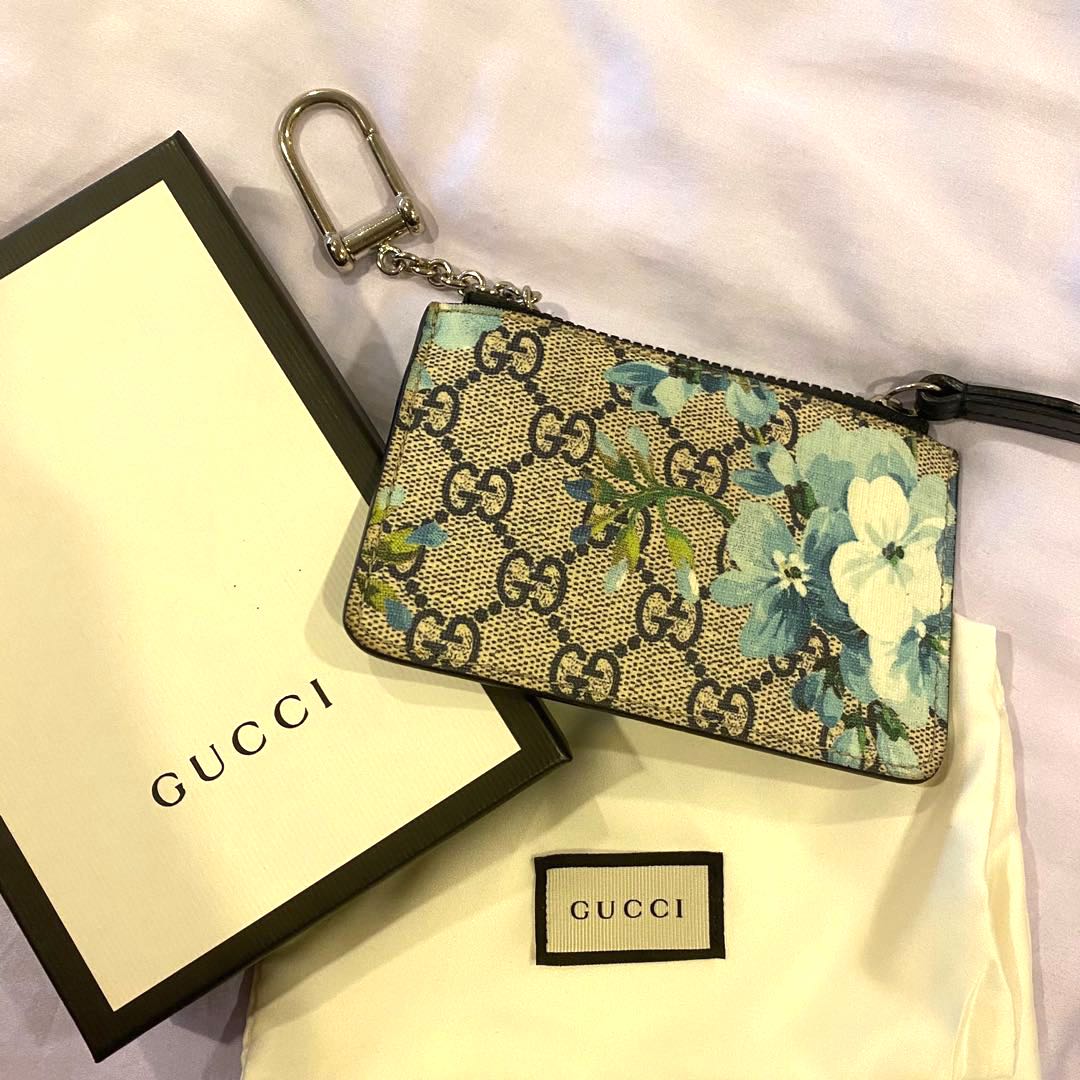 Gucci Gg Blooms Key Case in Blue