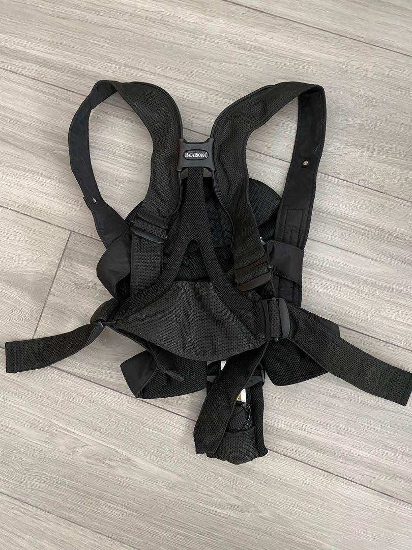 Baby bjorn top older model