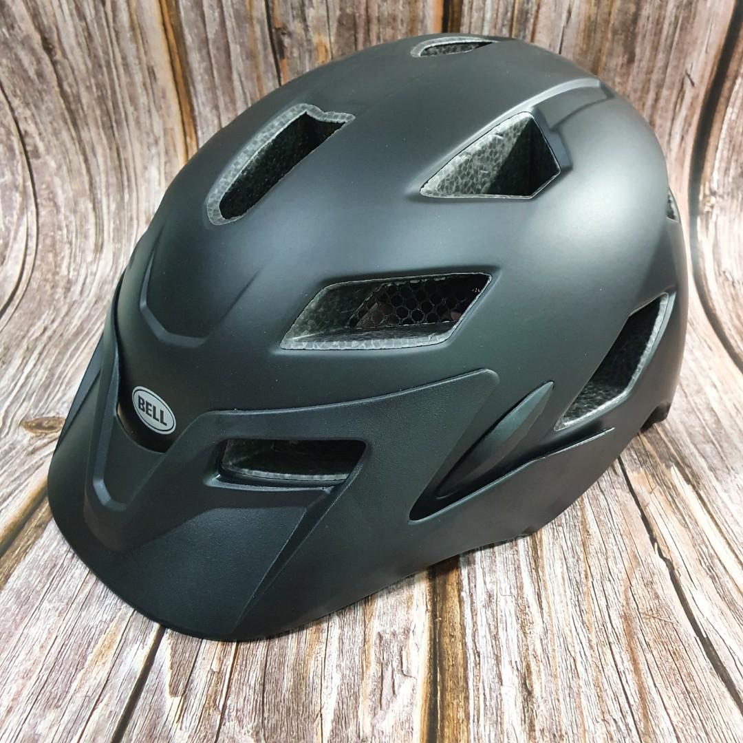 black bike helmet youth
