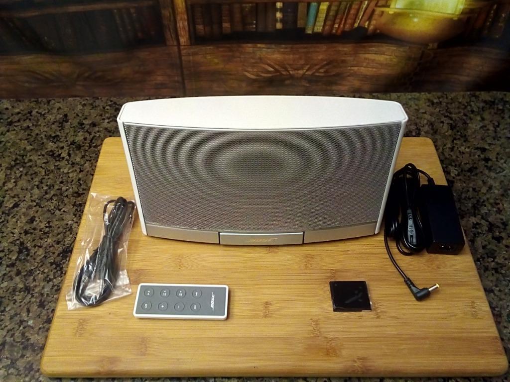 Bose SoundDock Portable Digital Music System (White), Audio, Portable Music Players on Carousell Bose SoundDock Portable Digital Music System (White), Audio, Portable Music Players on Carousell
