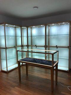 Customized Glass Displayed Cabinet