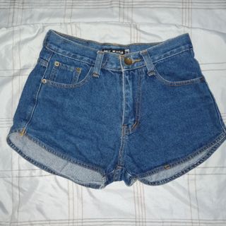(Category: ) located in . Submitted by jc555ee (Listing ID 1066852743, Image 1). Description: .