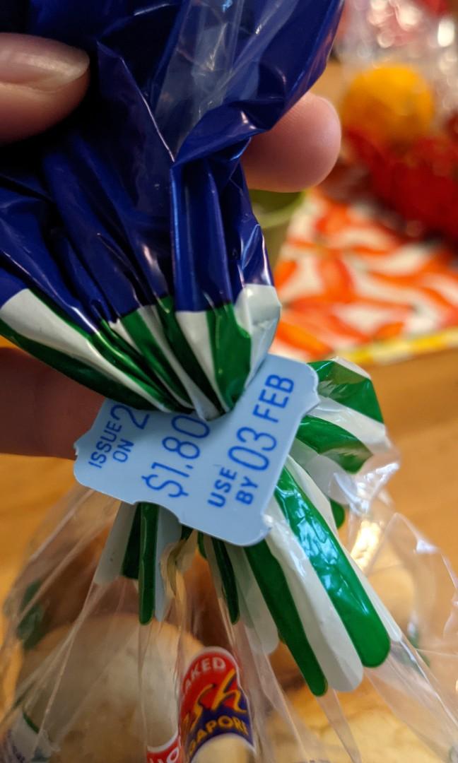 FREE gardenia hot dog buns, Food & Drinks, Packaged & Instant Food on