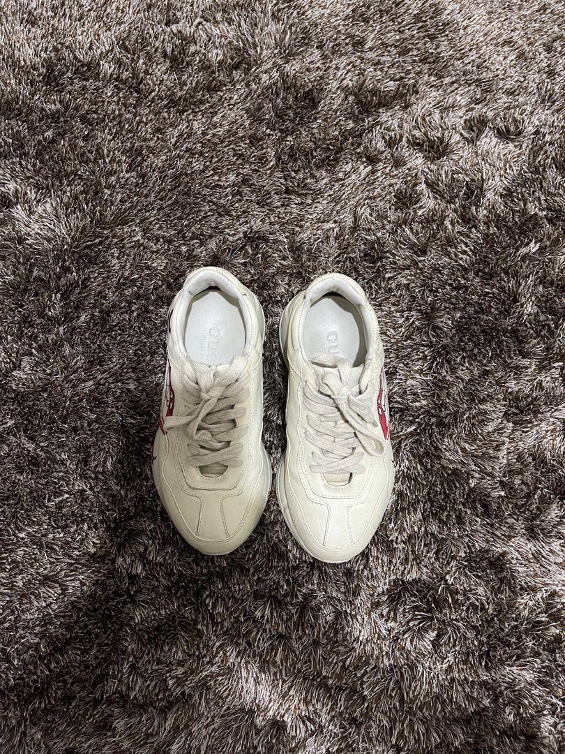 Gucci sneakers tongue new arrivals