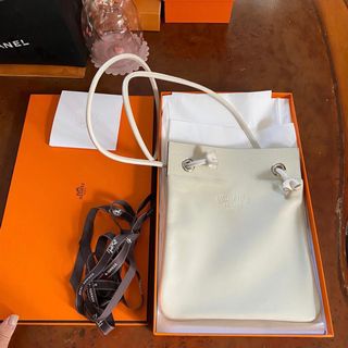 （分類：）位於 。 由 bibibo_1996 提交（商品編號 1066889250，圖片 1）。簡介： 。