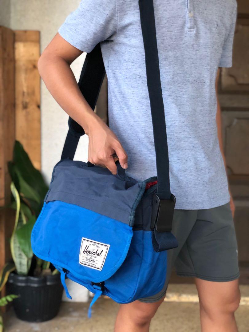 Herschel body bag deals