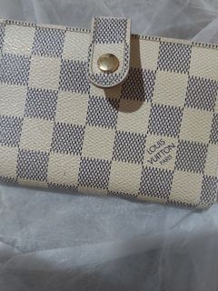 (Category: ) located in . Submitted by nicolebeds (Listing ID 1066842861, Image 1). Description: .
