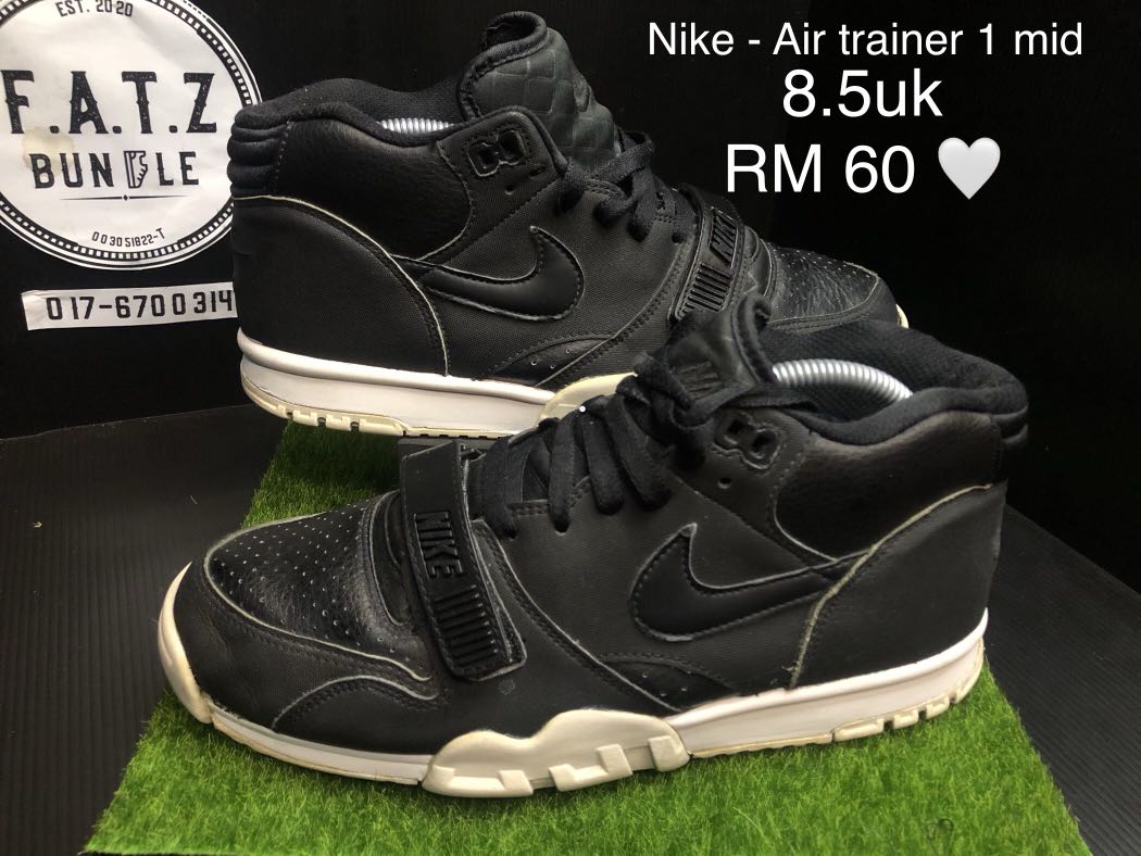 Nike air sales trainer mid