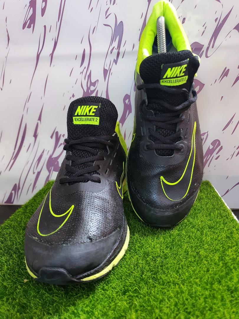 Air max store excellerate 2