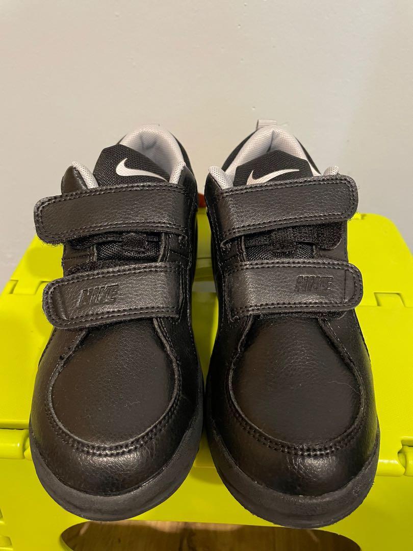black velcro nike shoes