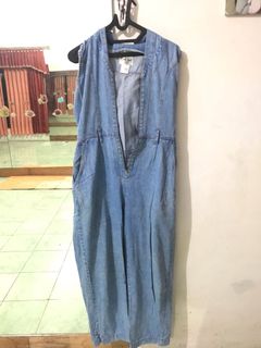 (Kategori: ) berada di . Dikirim oleh yourpreloved_stuff (ID iklan 1066856950, Gambar 1). Deskripsi: .