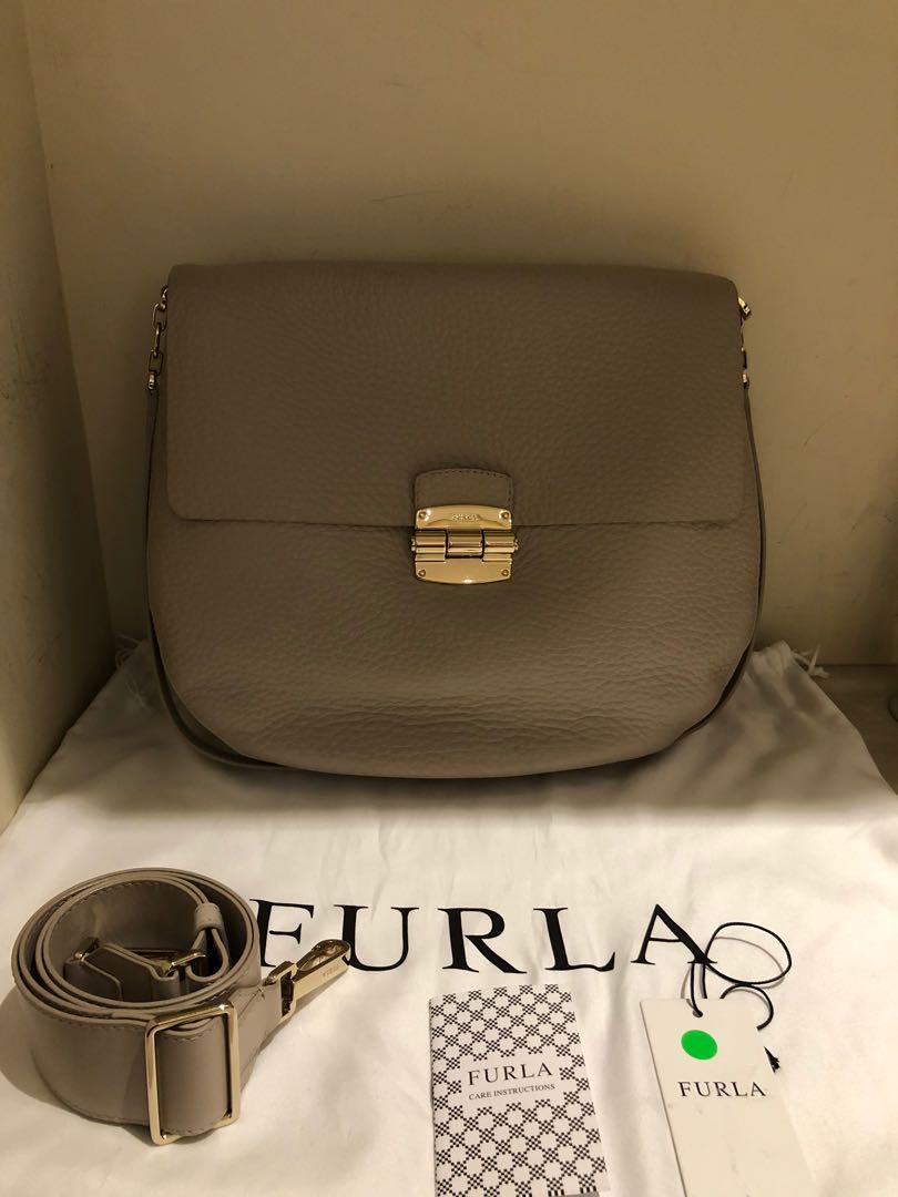 furla club medium