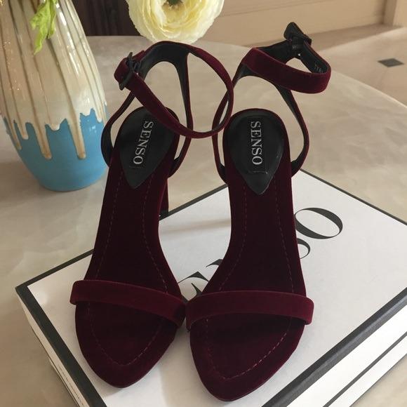 Senso top velvet heels