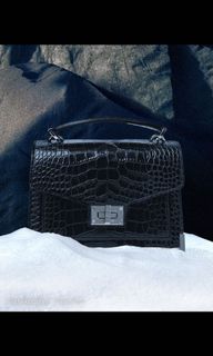 （分類：）位於 。 由 l_ch990 提交（商品編號 1066827478，圖片 1）。簡介： 。