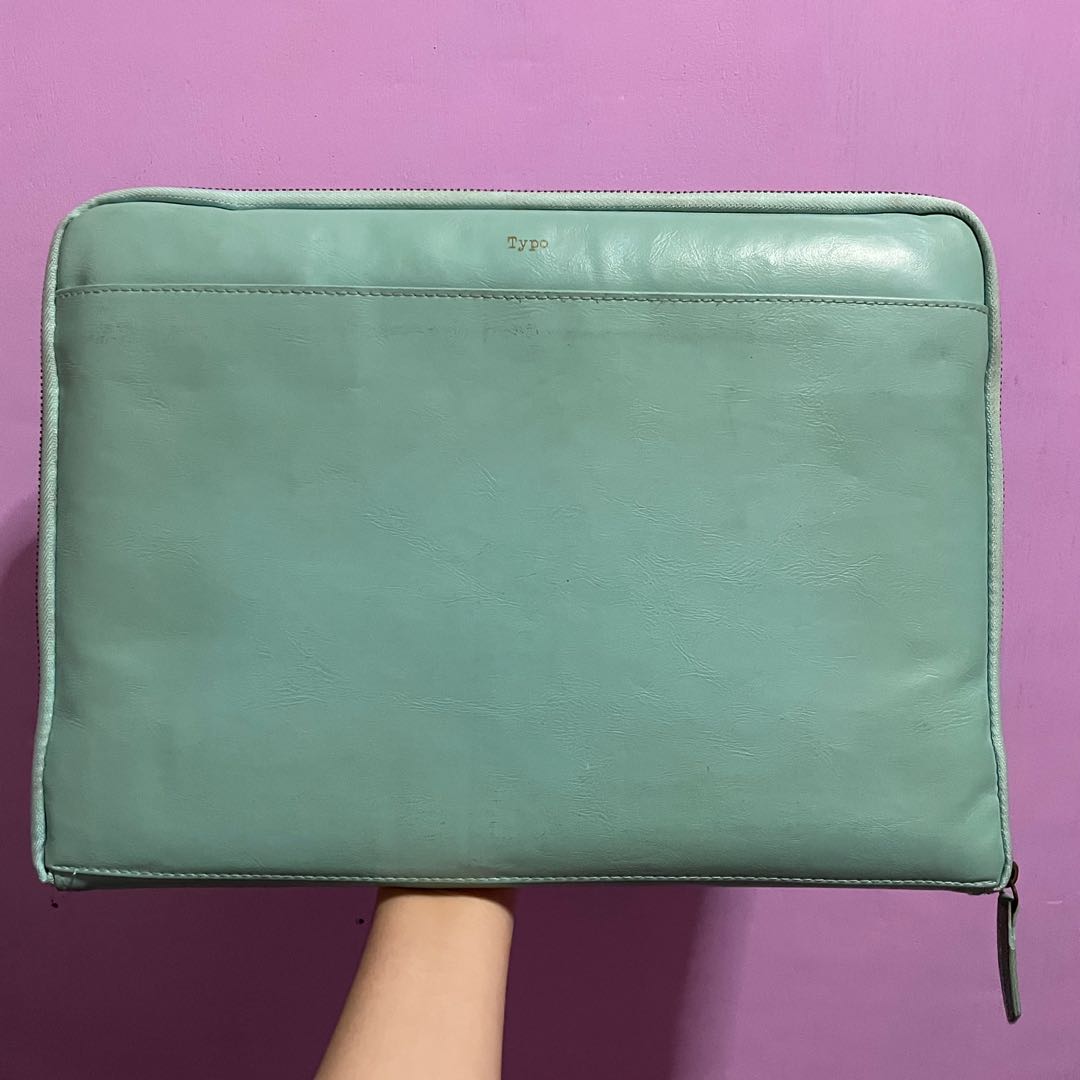 Typo buffalo laptop case deals
