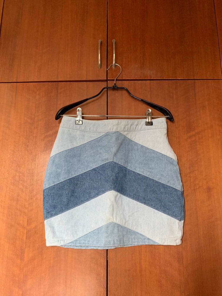 Universal store denim skirt Clearance