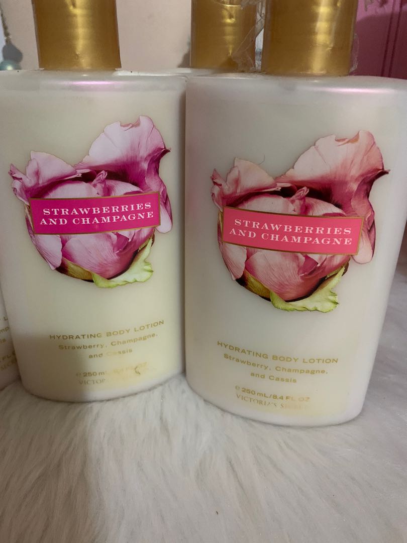 Victoria secret strawberries and champagne 2025 lotion