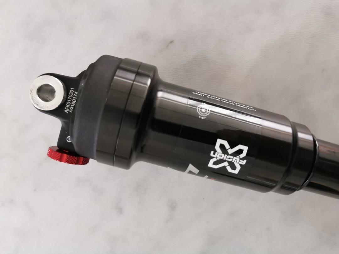 X Fusion O2 Pro R 200mm x 51mm Rear Shock Sports Equipment