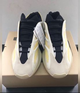(Category: ) located in . Submitted by sneakerwinner (Listing ID 1068762394, Image 1). Description: .