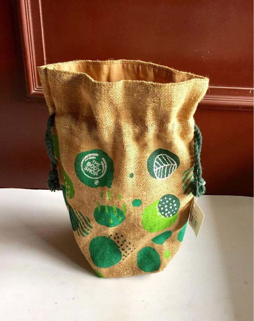 BNWT The Body Shop Medium Community Trade 100 Jute Gift Pouch Draw String Pouch