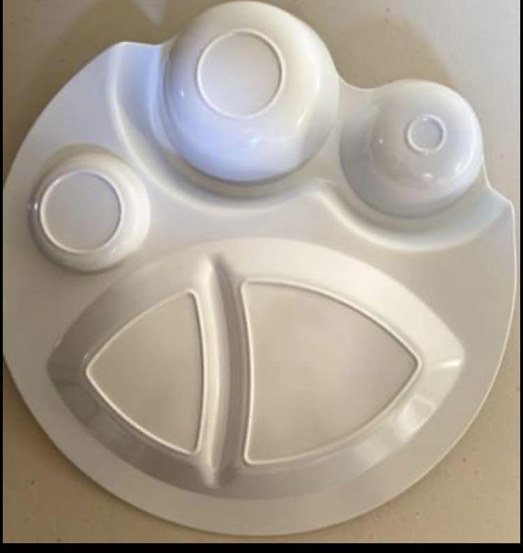 Brand new Diet measuring plate (Category: Bakeware) located in Quezon City. Submitted by mrjun07 (Listing ID 1068772259, Image 2). Description: Brand new diet measuring plate Good for the health conscious diet. P150 each Location GMA7 kamuning , Quezon City .