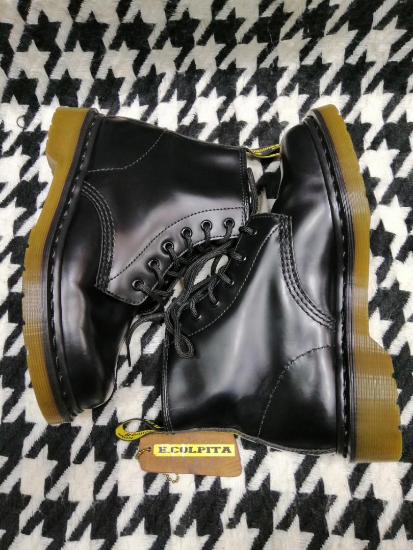 dr martens 10064