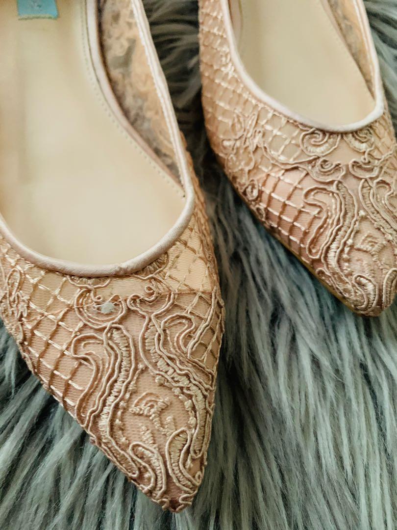 BETSEY JOHNSON Elegant Embroidered Flats (Category: Flats & Sandals) located in Quezon City. Submitted by gprof (Listing ID 1068770514, Image 2). Description: Color/s: BLUSH/BEIGE Design: EMBROIDERED LACE Detail/s: FLATS, POINTED Condition: NEW ONLY TRIED ON AT HOME. Best fits slim to medium foot width size 8.5 / 39 Women. BOUGHT FROM 6PM.COM, USA. NEW WITHOUT BOX OR TAGS *shipping not included*.
