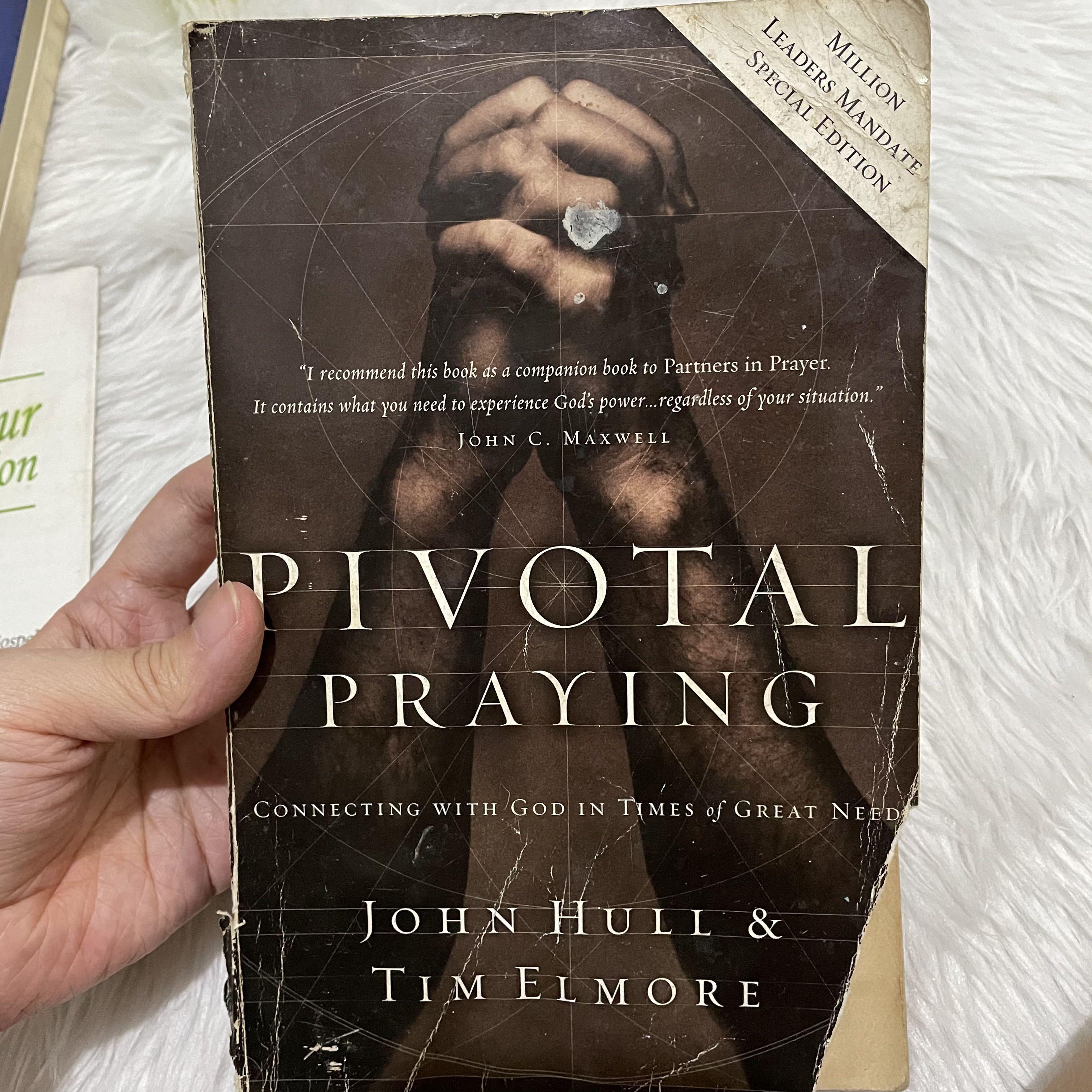 John maxwell Pivotal praying book (Category: Religion Books) located in Malabon City. Submitted by djstoree (Listing ID 1068733215, Image 1). Description: .