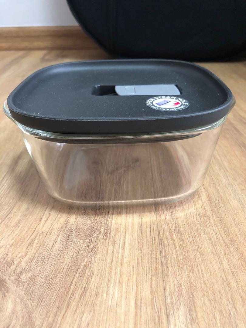 Lock & Lock glass tupperware with steam hole, Furniture & Home Living, Kitchenware & Tableware