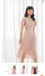 (Category: ) located in . Submitted by prettyshopree (Listing ID 1068811494, Image 1). Description: .