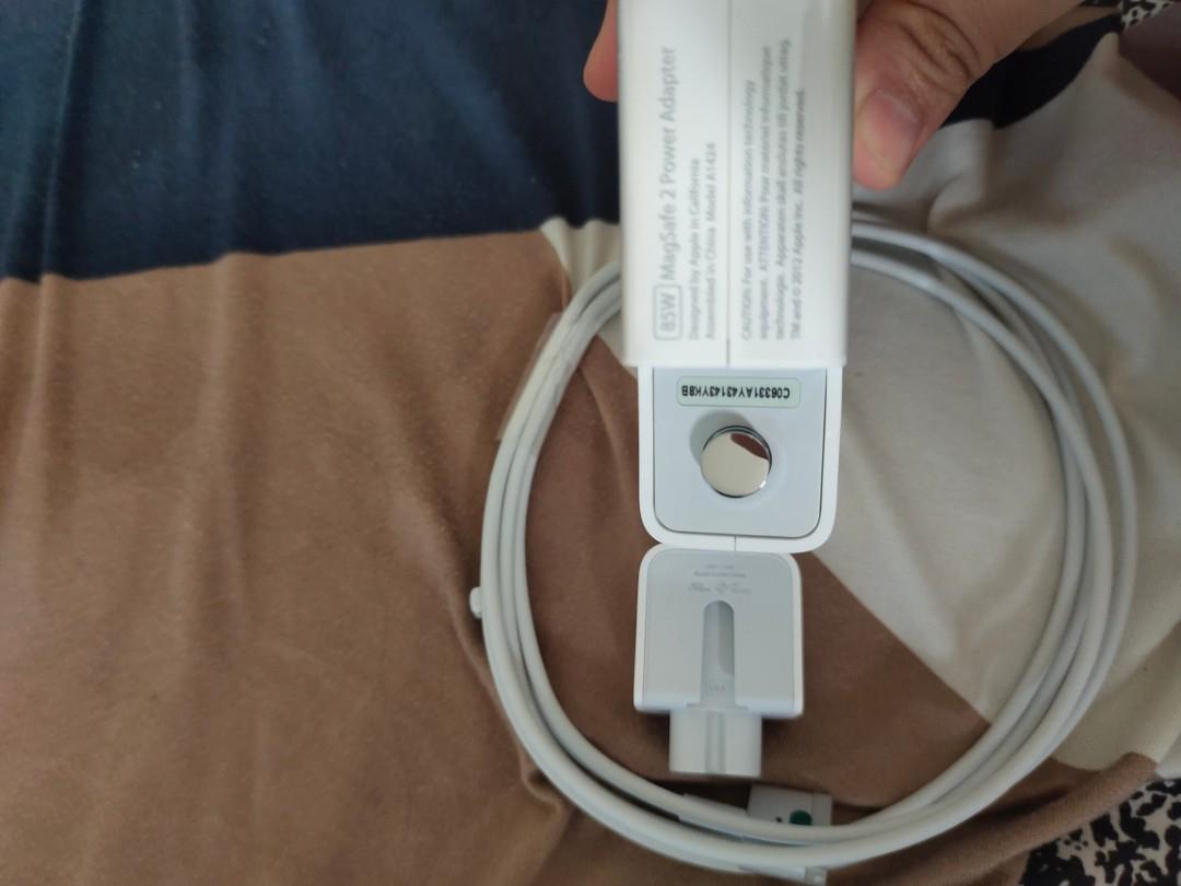 Macbook Pro Retina Charger Magsafe 2 85W (Category: Chargers) located in Las Pinas. Submitted by luxxdiashop (Listing ID 1068657451, Image 3). Description: Cod or gcash payment 85W 20V 4.25A ,magsafe 2 T head For Macbook pro Retina(2012-2015)---A1398 ,A1424 ,A1425, A1501 Package include: 1x Adapter(charger) 1x 2pin plug.