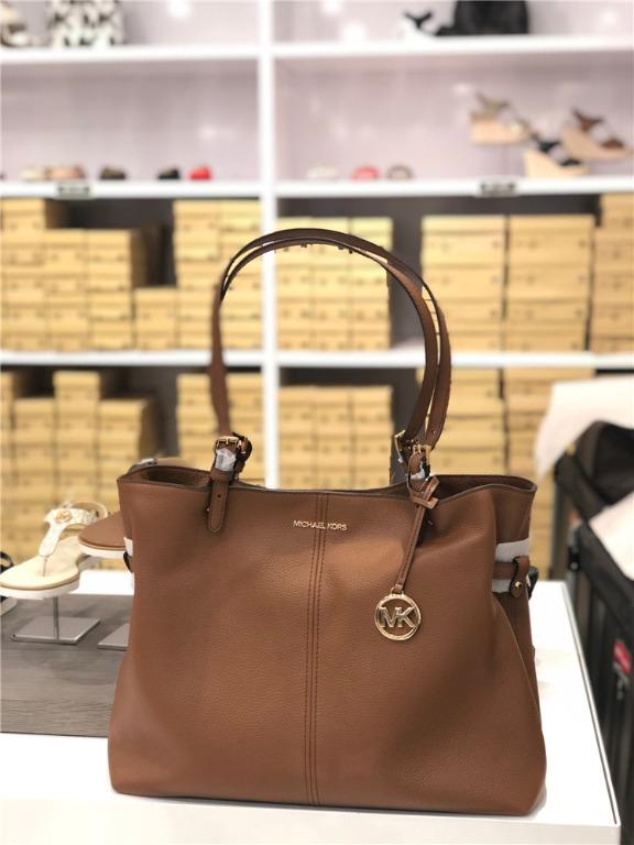 NWT) MICHAEL KORS - Michael Kors Lenox Large Tote 35S0GYZT3L, Luxury, Bags  & Wallets on Carousell