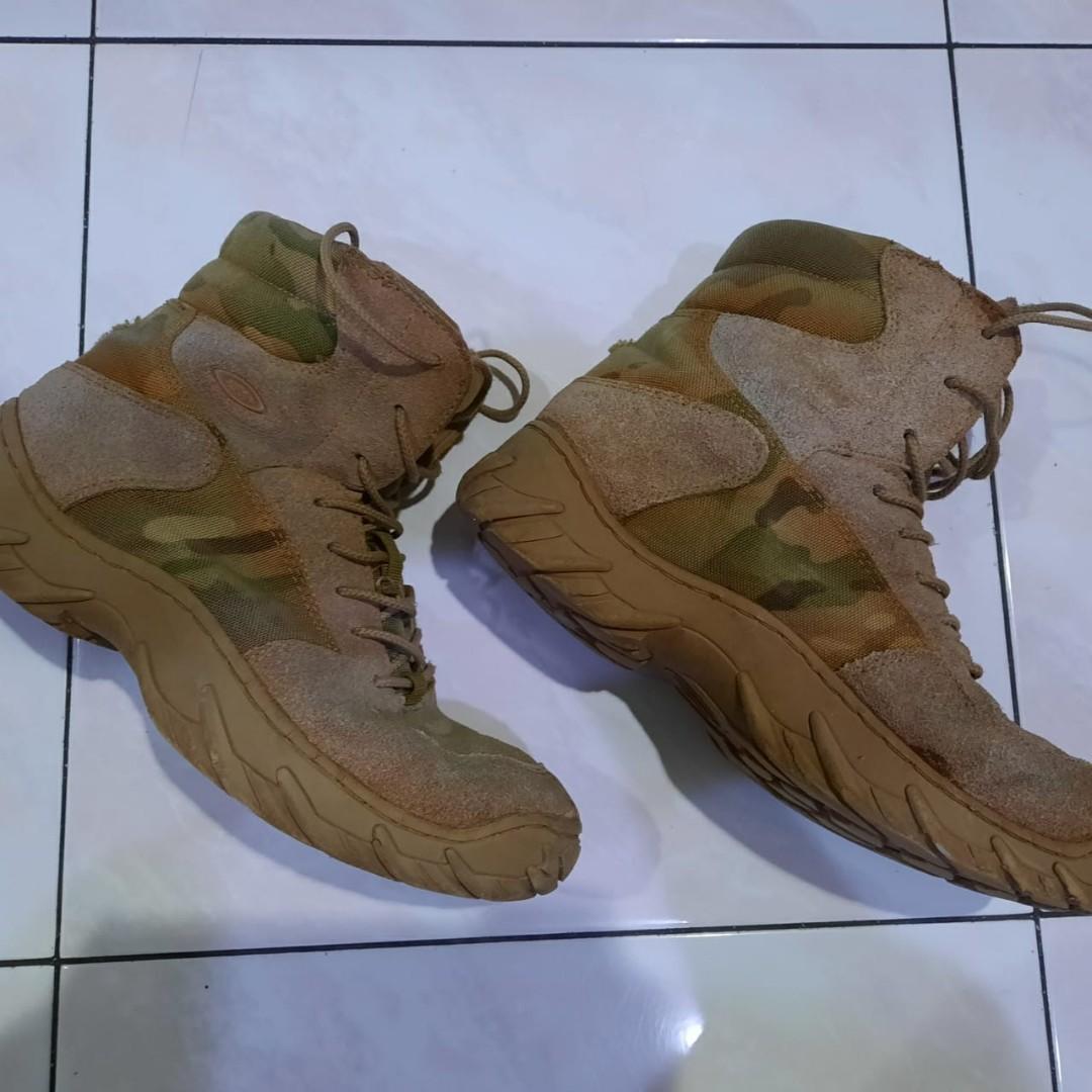 Oakley multicam deals boots
