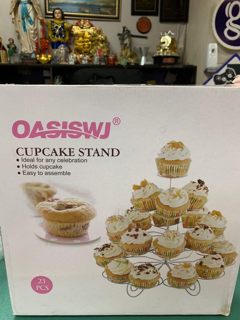 Oasis cupcake stand (Category: Bakeware) located in Pasay City. Submitted by ayinong168 (Listing ID 1068734680, Image 1). Description: Item is in excellent condition mint, pm for inquiries .
