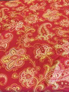 Red Paisley Round Table Cloth