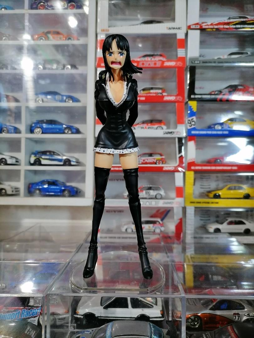 Robin Dramatic Showcase Hobbies Toys Toys Games On Carousell
